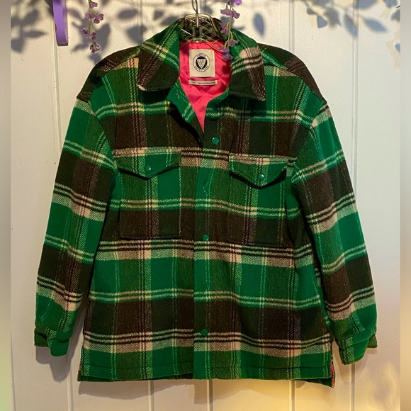 UO like new oversized green plaid flannel jacket w/hot pink quilted lining,Small - Picture 1 of 13